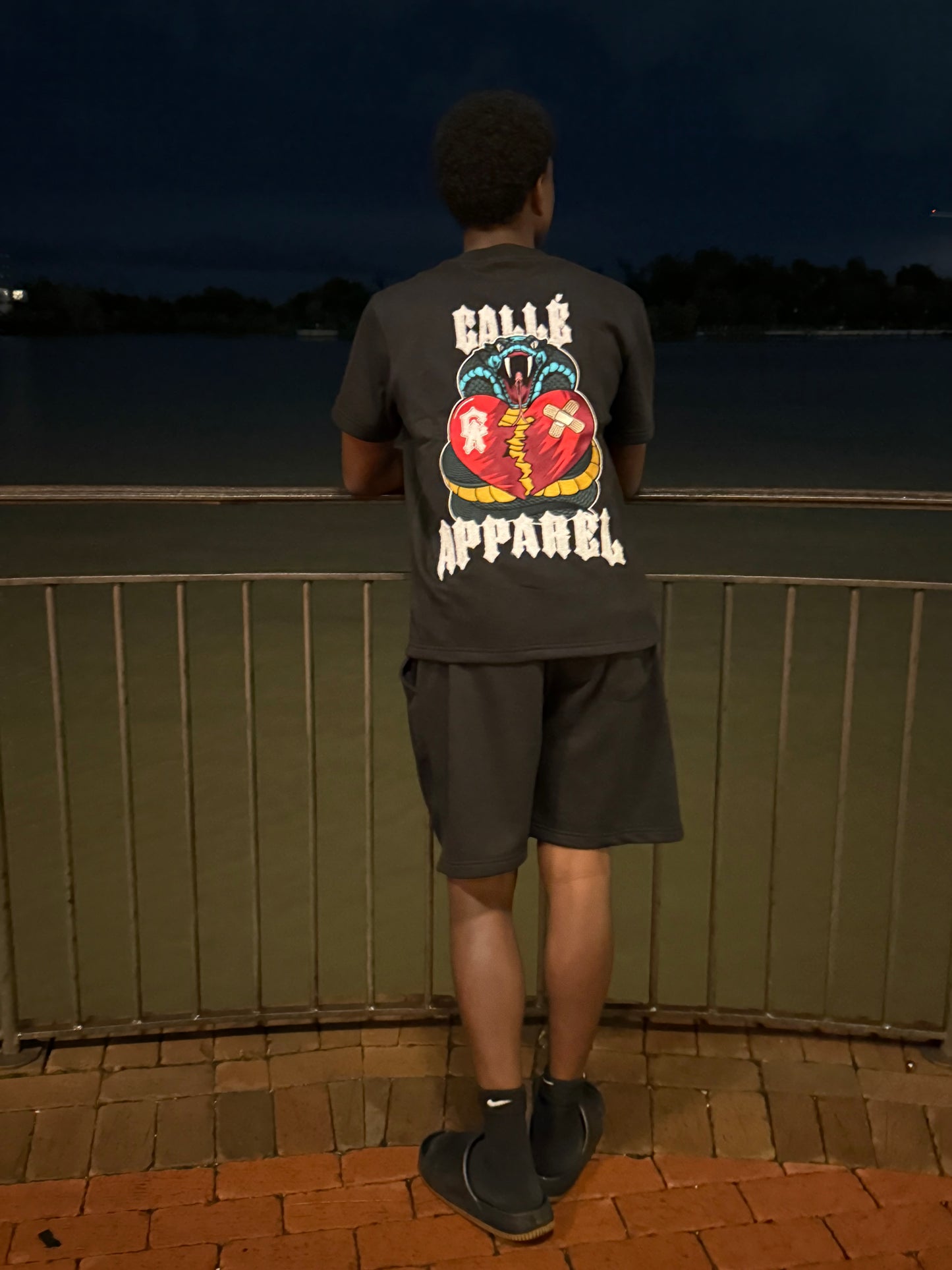 Callé Apparel T-Shirt