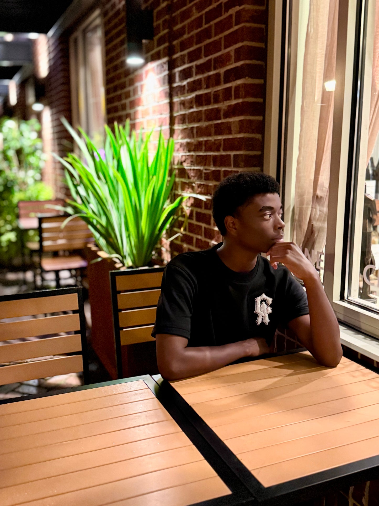 Callé Apparel T-Shirt